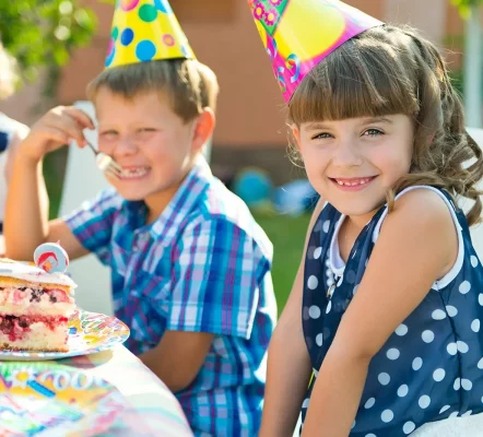 kids and family concept anniversaire